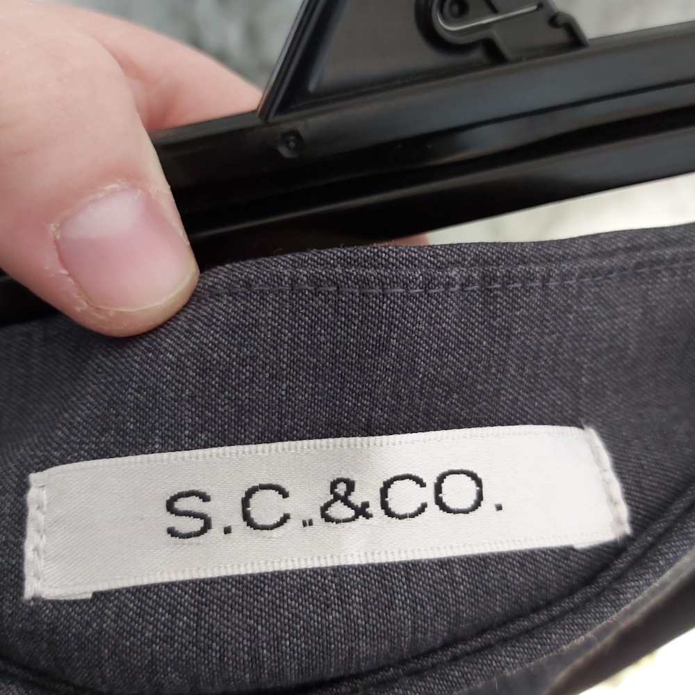 SC & Co. Gray Skirt with Pockets size 4 - Picture 3 of 5